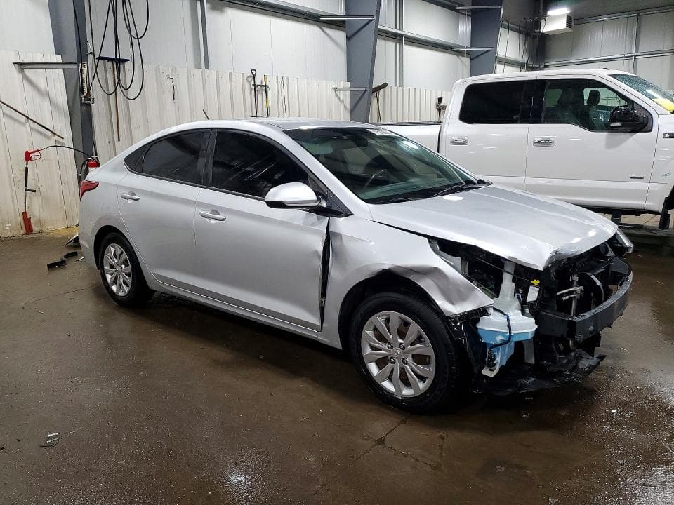 2018 HYUNDAI ACCENT SE 4