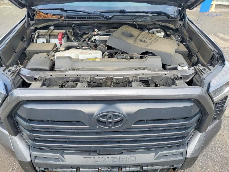 2024 TOYOTA TUNDRA SR5 SR5 12