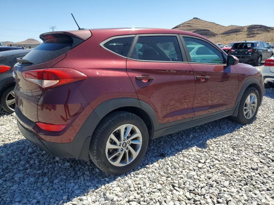 2017 HYUNDAI TUCSON SE 3