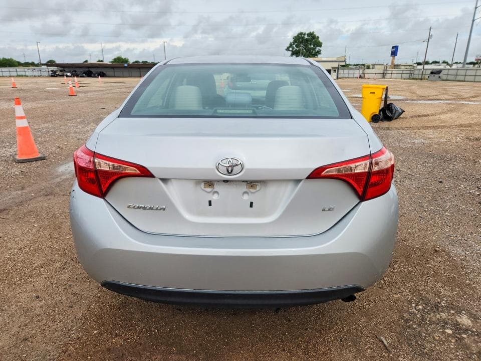 2017 TOYOTA COROLLA LE 6