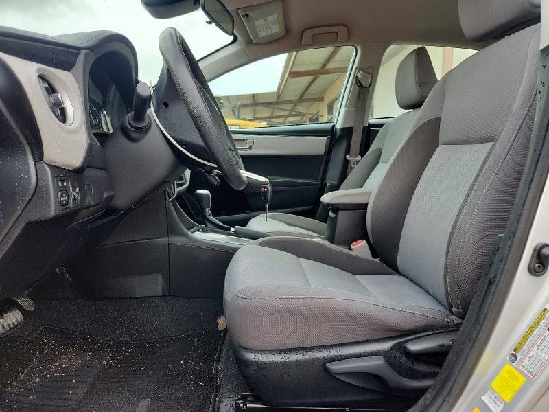 2017 TOYOTA COROLLA LE 7