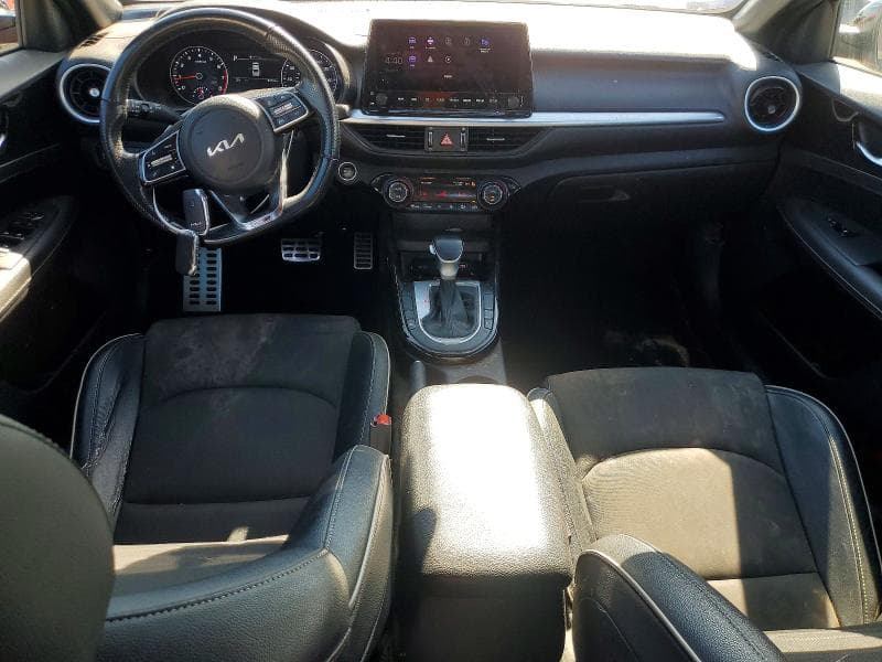 2023 KIA FORTE GT LINE 8