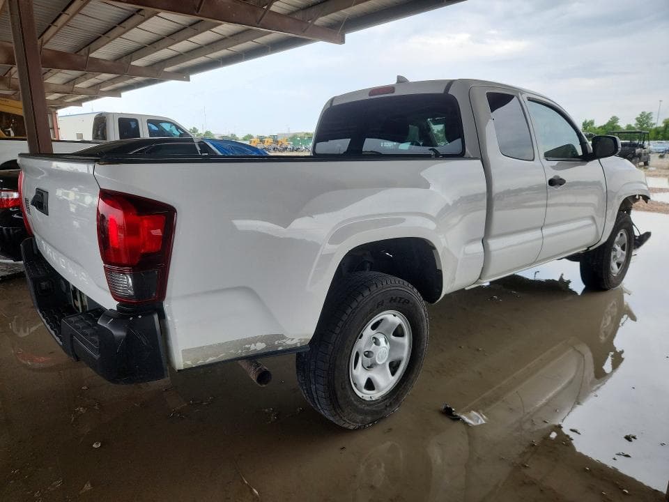 2019 TOYOTA TACOMA SR 3