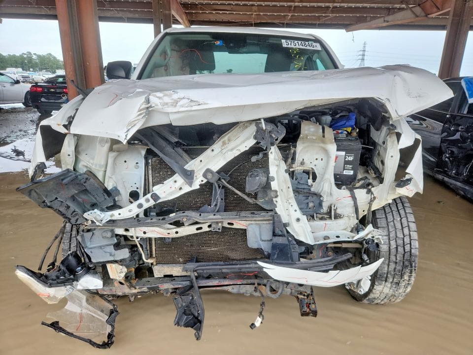 2019 TOYOTA TACOMA SR 5