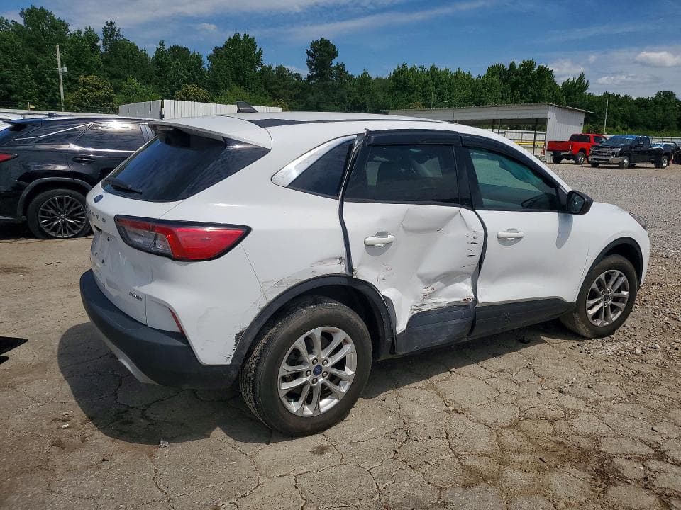 2022 FORD ESCAPE SE 3