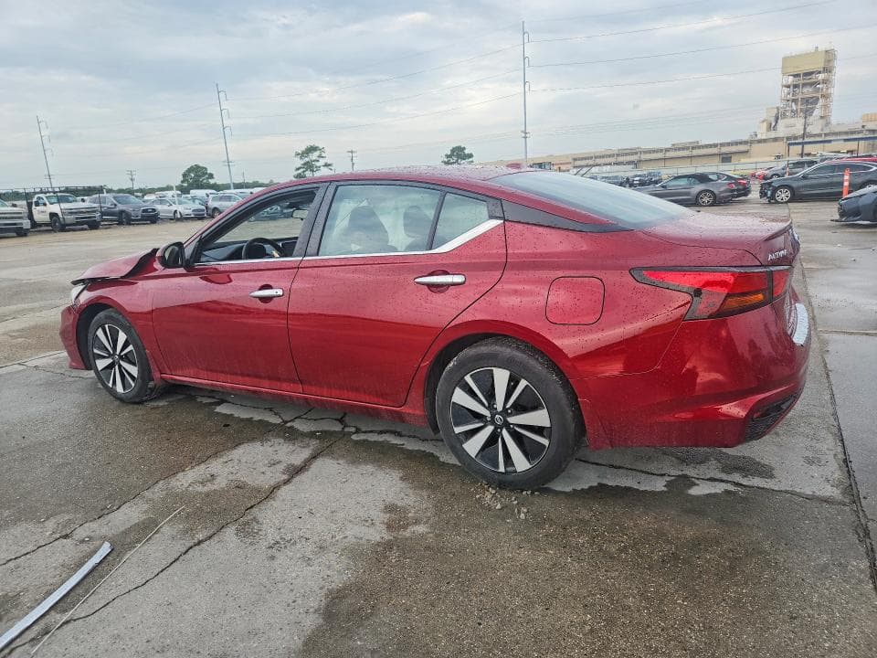 2022 NISSAN ALTIMA SV 2