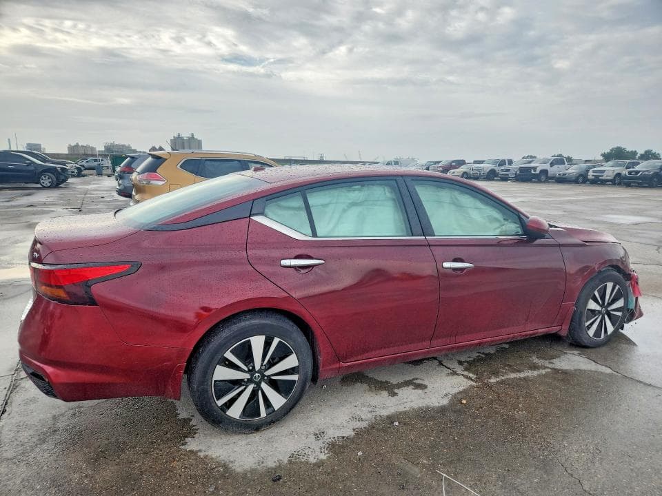 2022 NISSAN ALTIMA SV 3