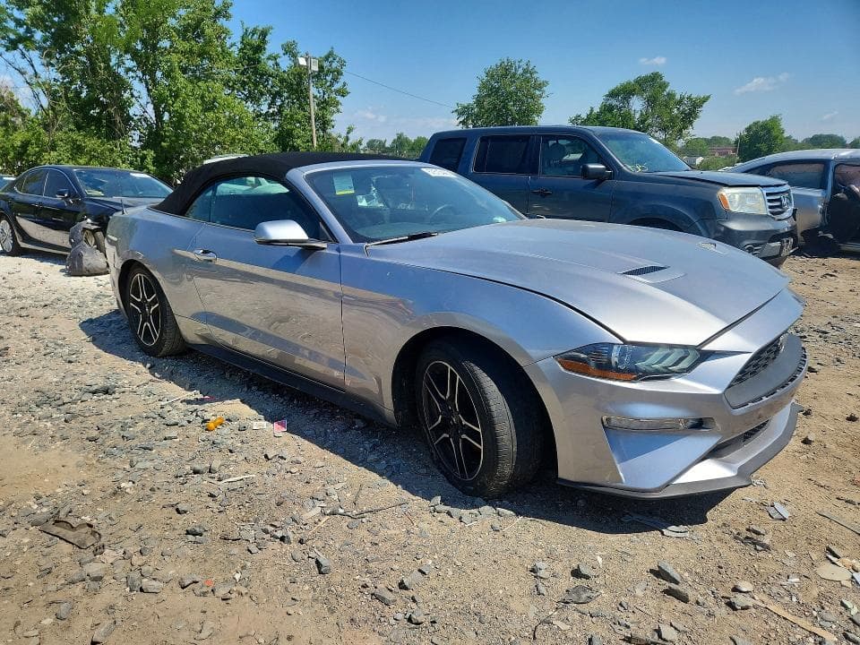 2020 FORD MUSTANG 4