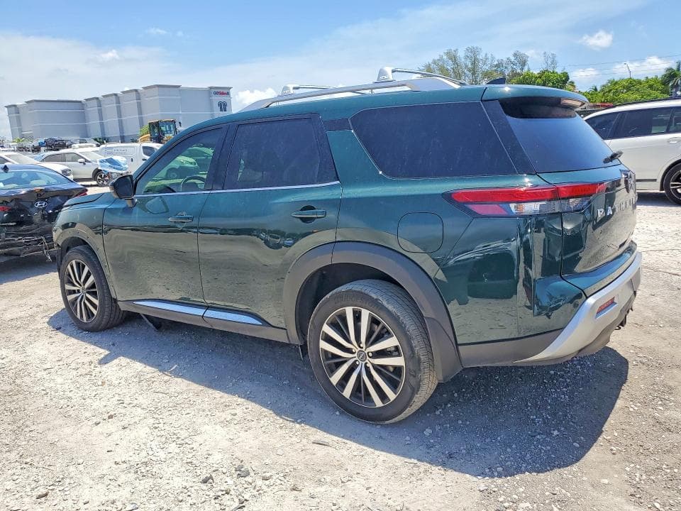 2025 NISSAN PATHFINDER PLATINUM 2