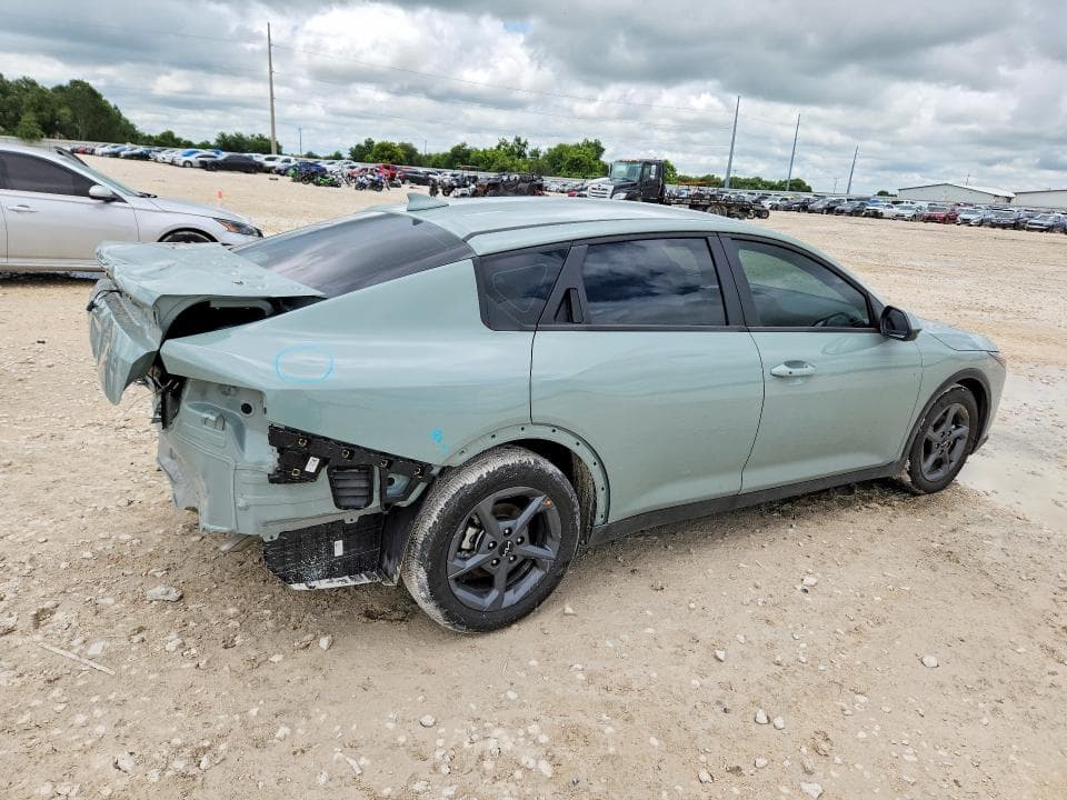 2025 KIA K4 LXS 3