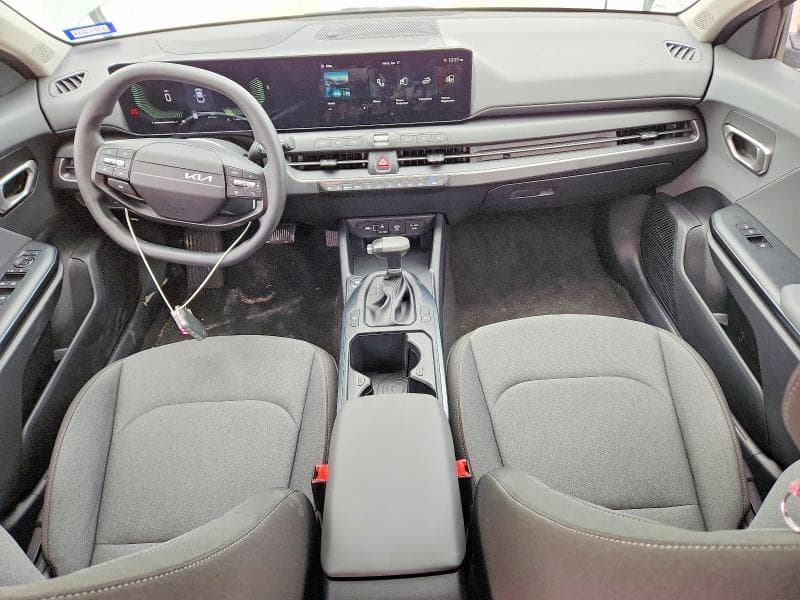 2025 KIA K4 LXS 8