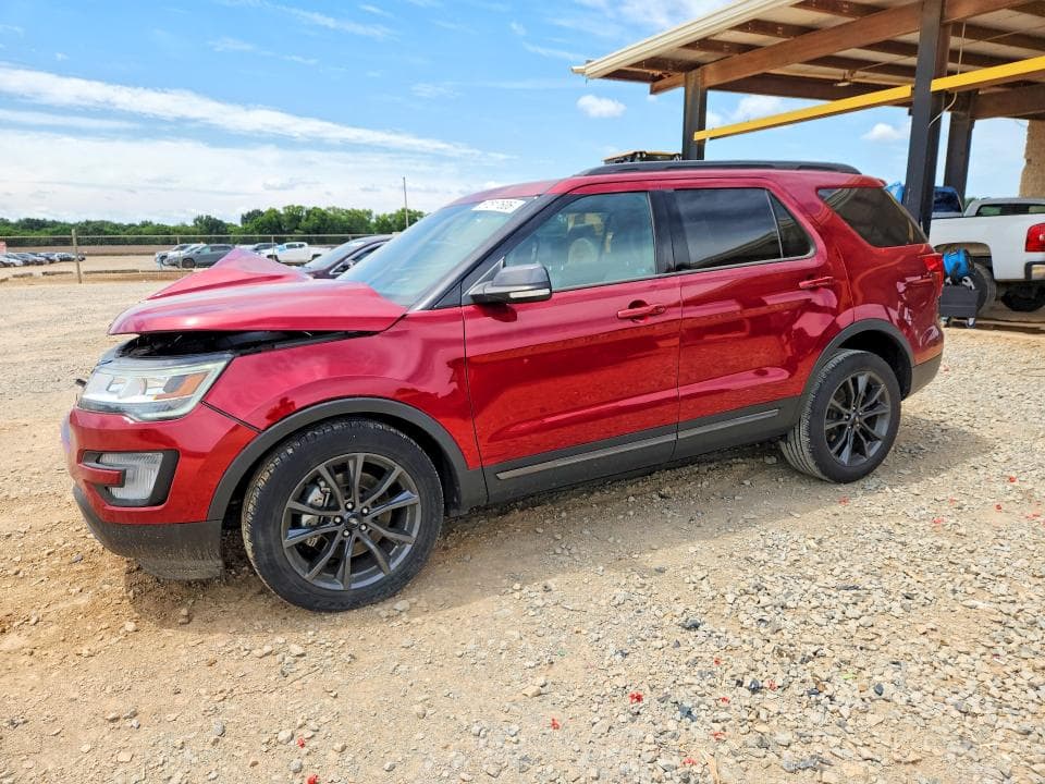 2017 FORD EXPLORER XLT - 1