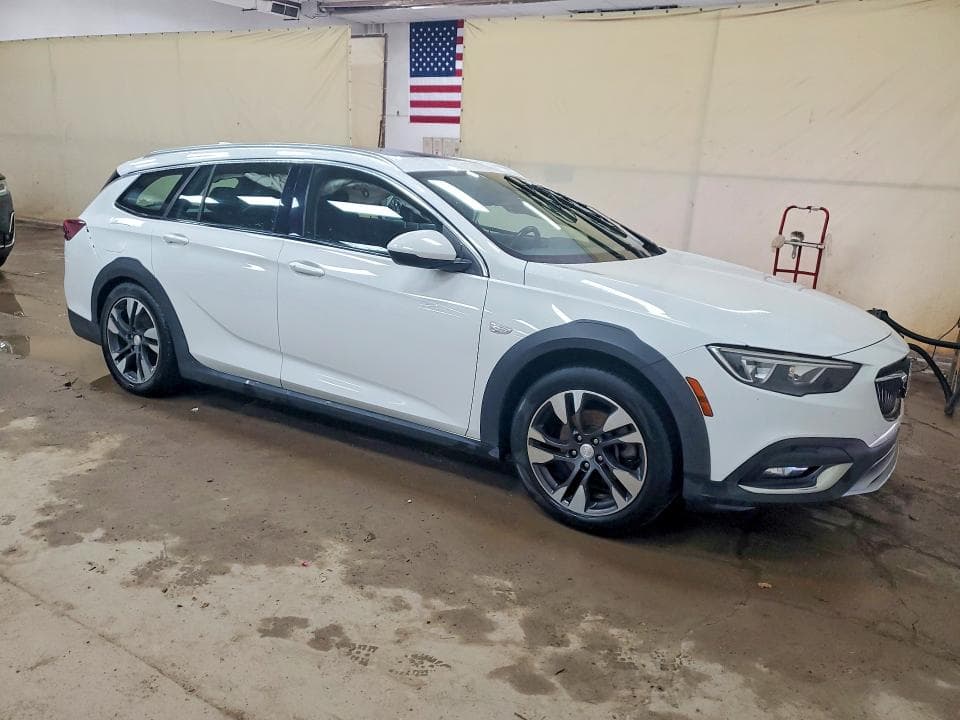 2018 BUICK REGAL TOURX PREFERRED PREFERRED 4