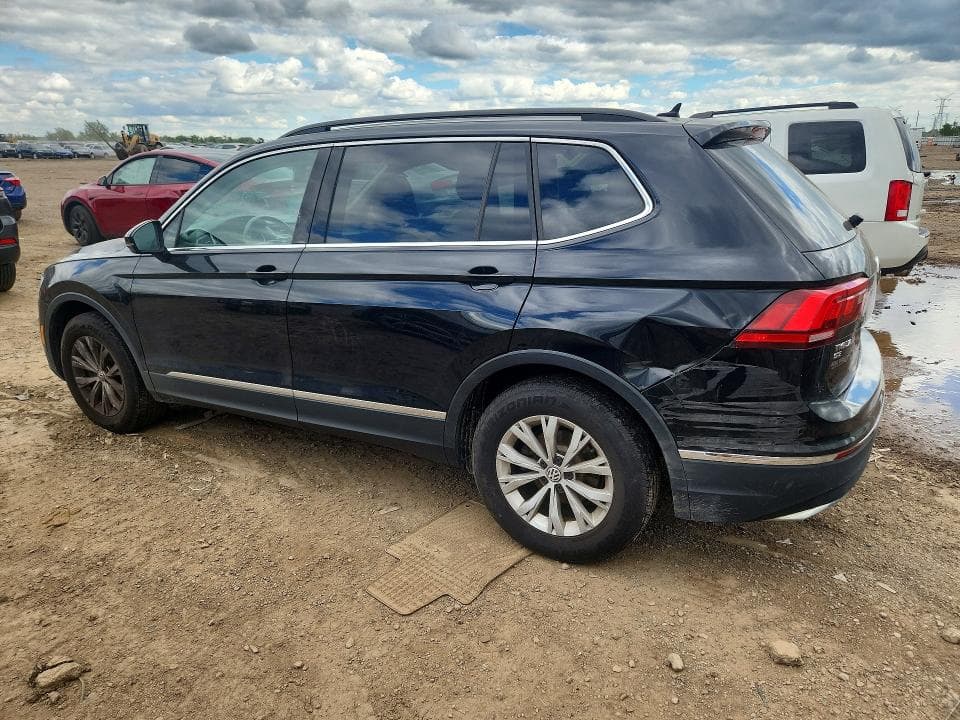 2018 VOLKSWAGEN TIGUAN SE SE 2