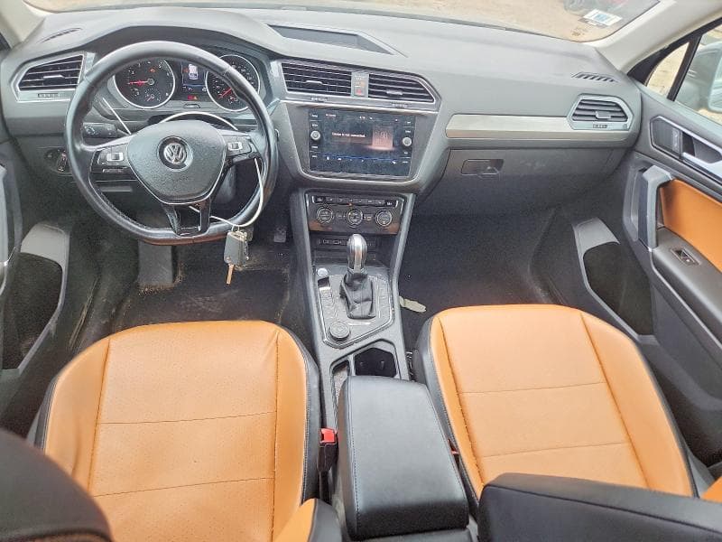 2018 VOLKSWAGEN TIGUAN SE SE 8