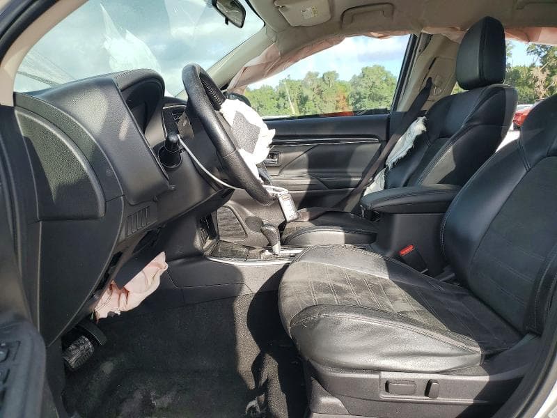 2019 MITSUBISHI OUTLANDER LS 7