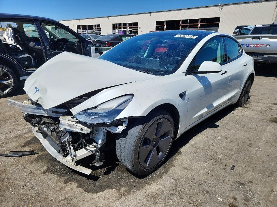 2022 TESLA MODEL 3 - 1