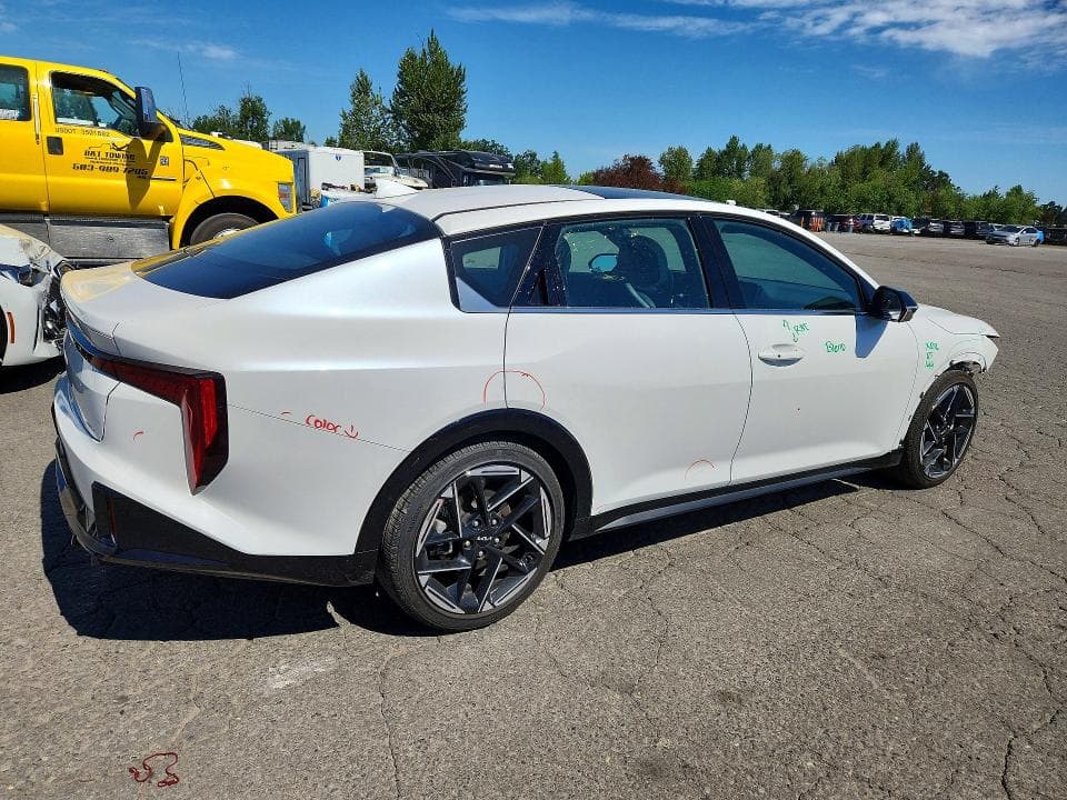 2025 KIA K4 GT LINE GT LINE 3
