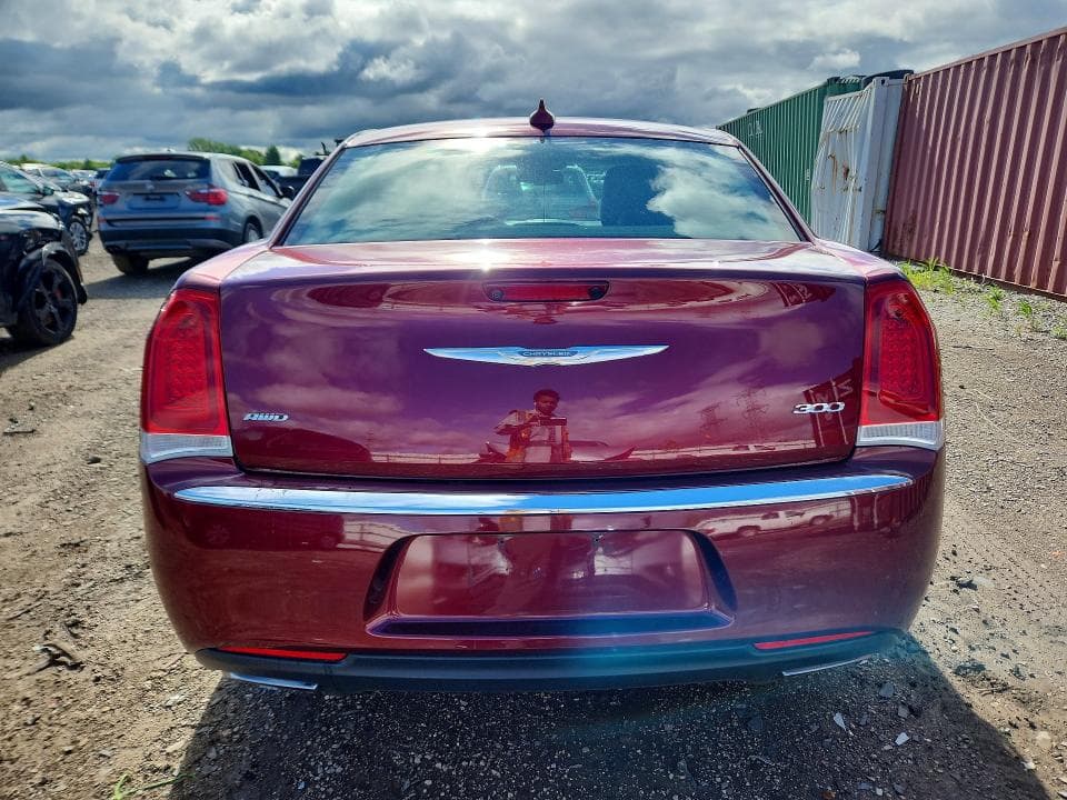 2016 CHRYSLER 300 LIMITED 6