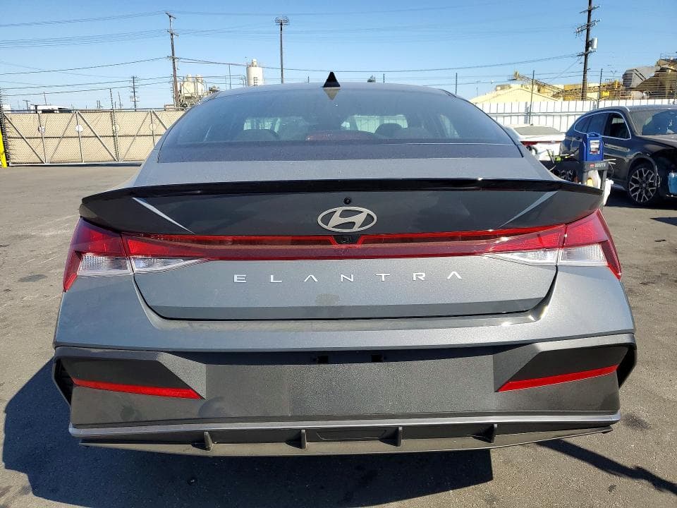 2026 HYUNDAI ELANTRA SEL SPORT 6