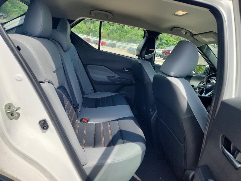 2023 NISSAN KICKS SR 11