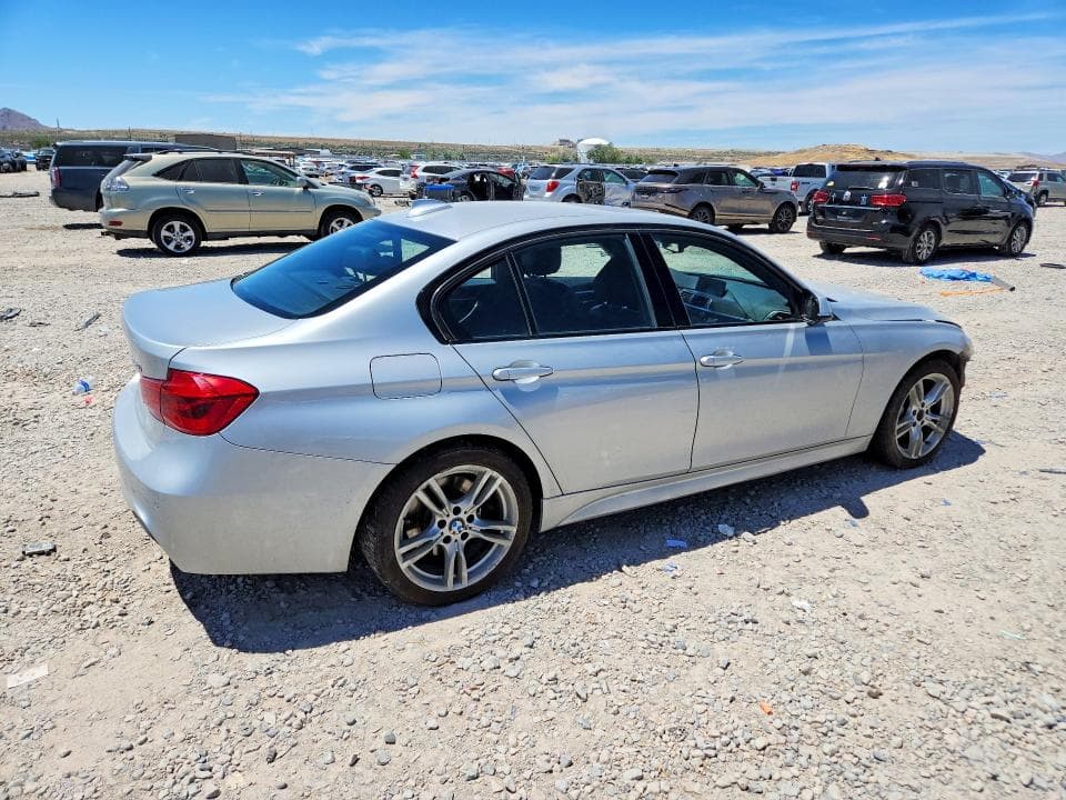 2018 BMW 330 XI 3