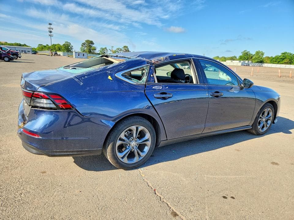 2024 HONDA ACCORD EX 3