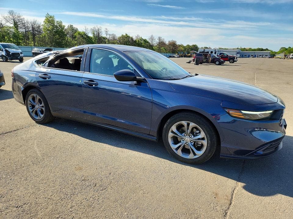 2024 HONDA ACCORD EX 4