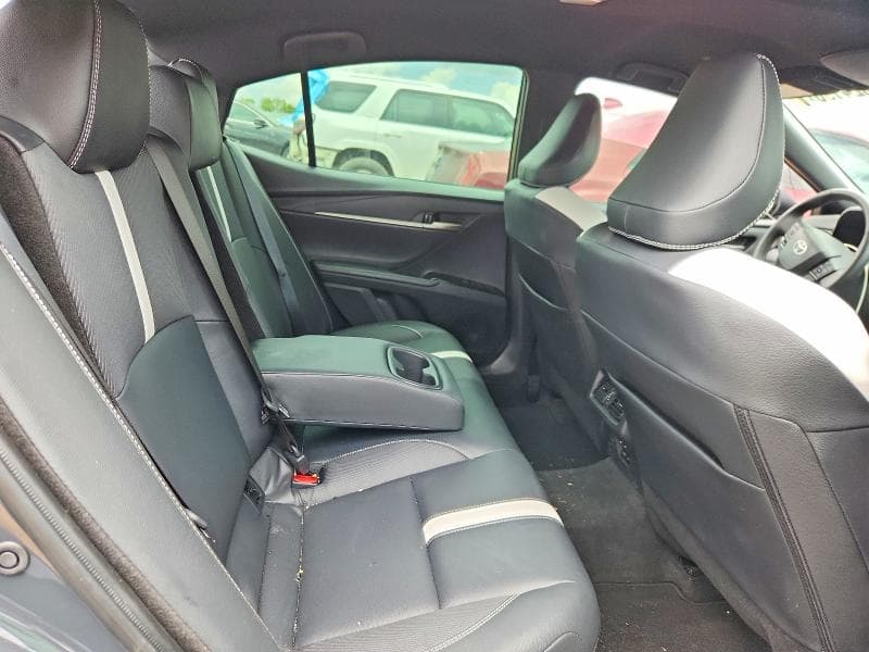 2026 TOYOTA CAMRY SE SE 10