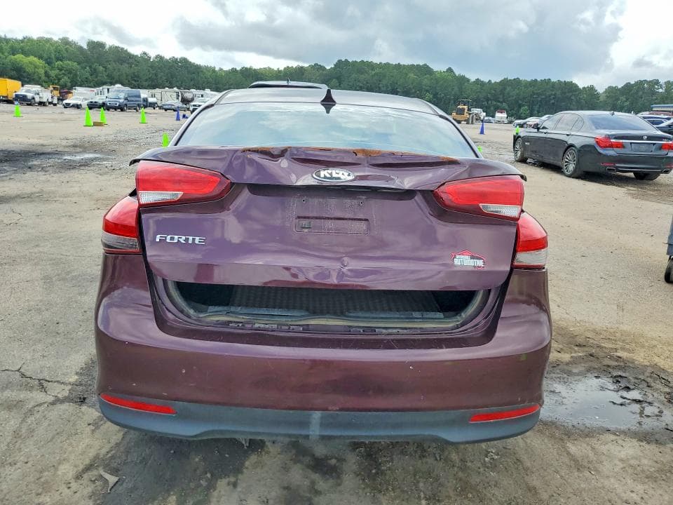 2018 KIA FORTE LX 6