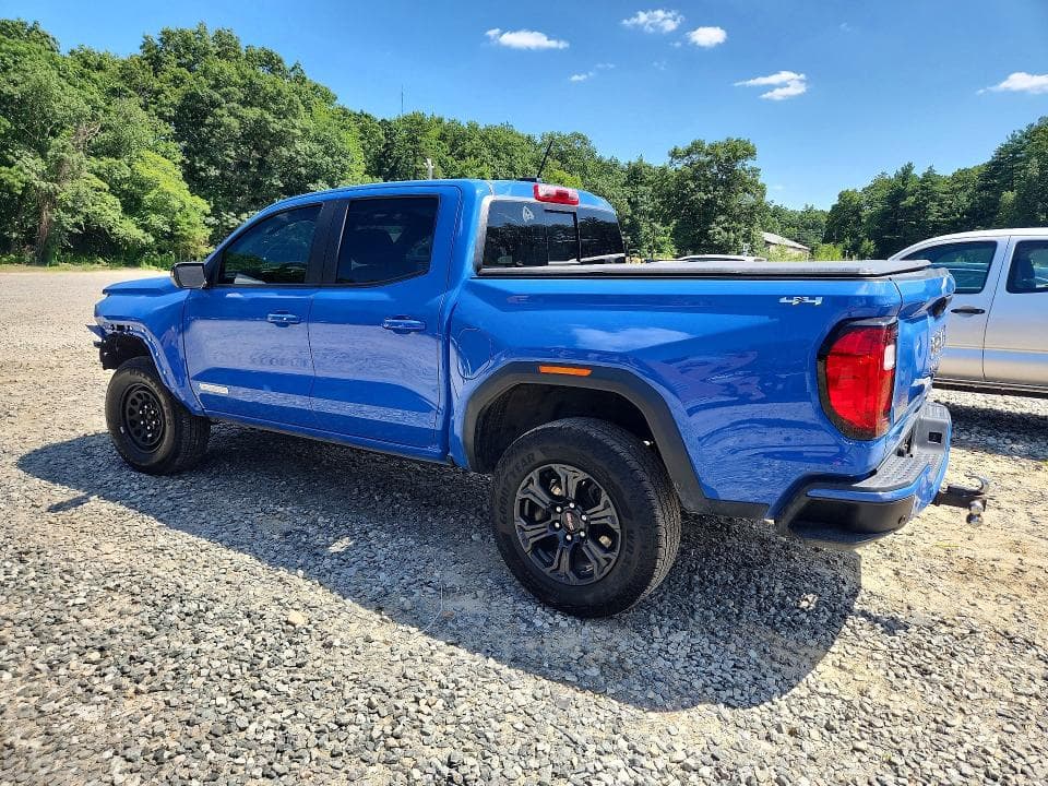 2025 GMC CANYON ELEVATION 2