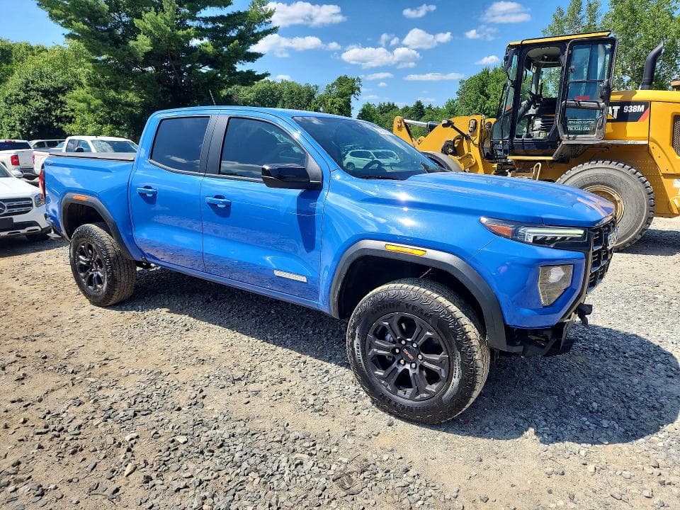2025 GMC CANYON ELEVATION 4