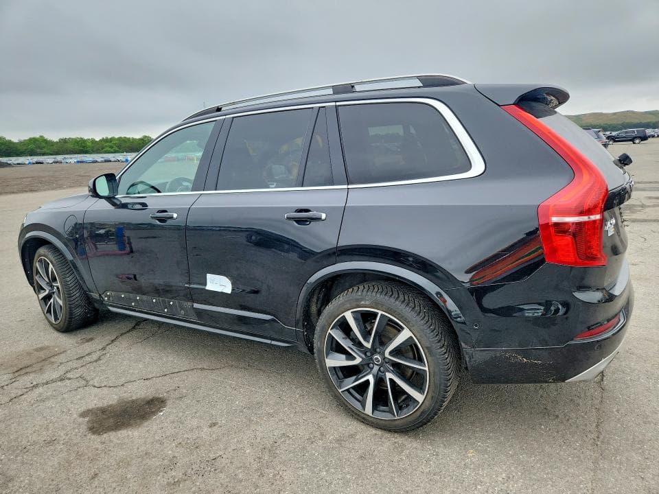 2018 VOLVO XC90 T8 2