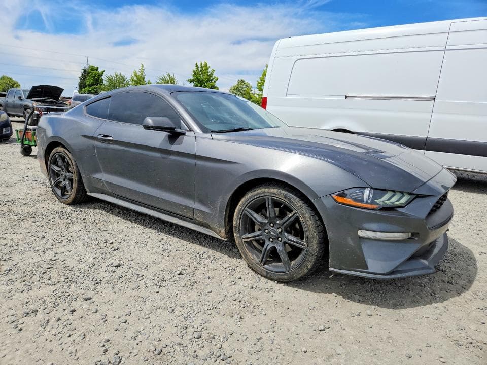 2018 FORD MUSTANG 4