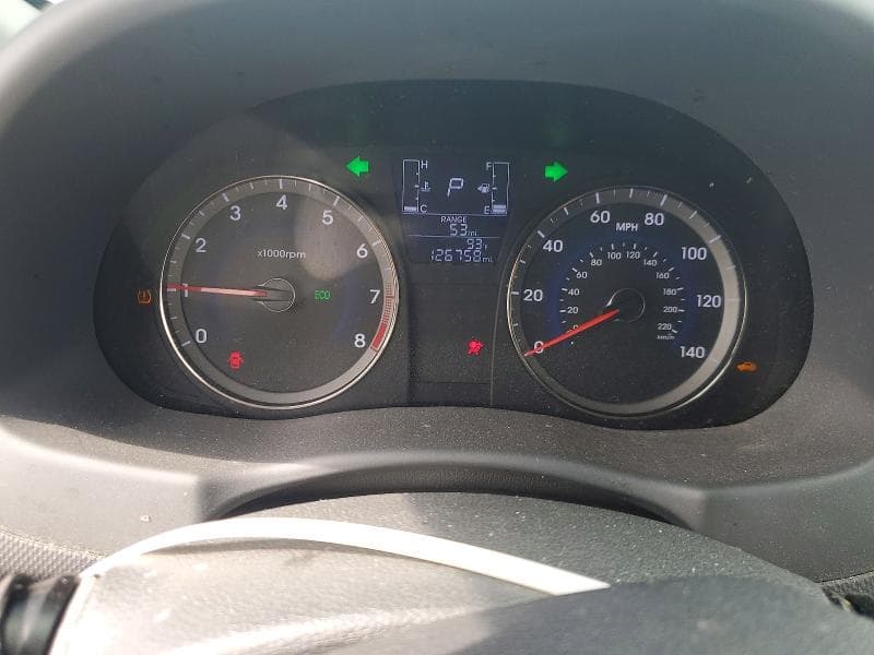 2017 HYUNDAI ACCENT SE 9