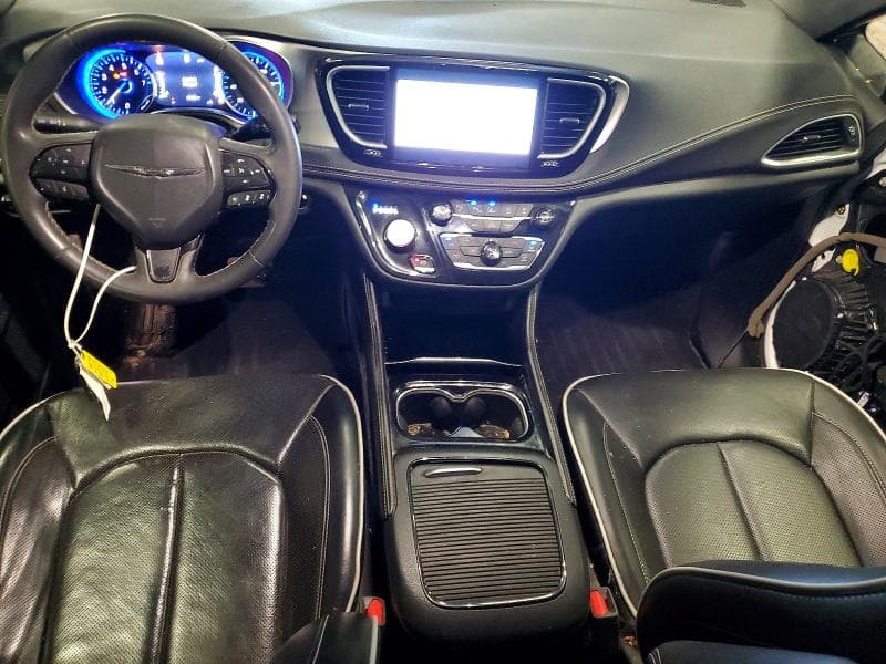 2022 CHRYSLER PACIFICA LIMITED 8