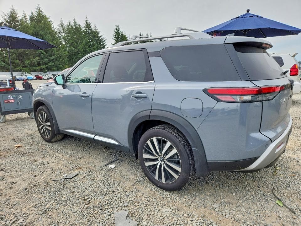 2024 NISSAN PATHFINDER PLATINUM 2