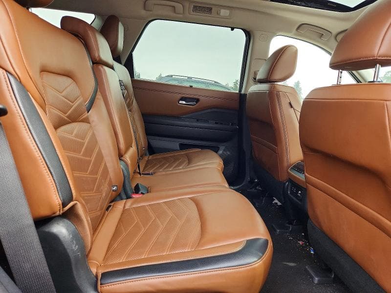 2024 NISSAN PATHFINDER PLATINUM 11