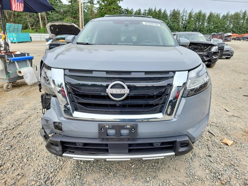2024 NISSAN PATHFINDER PLATINUM 5
