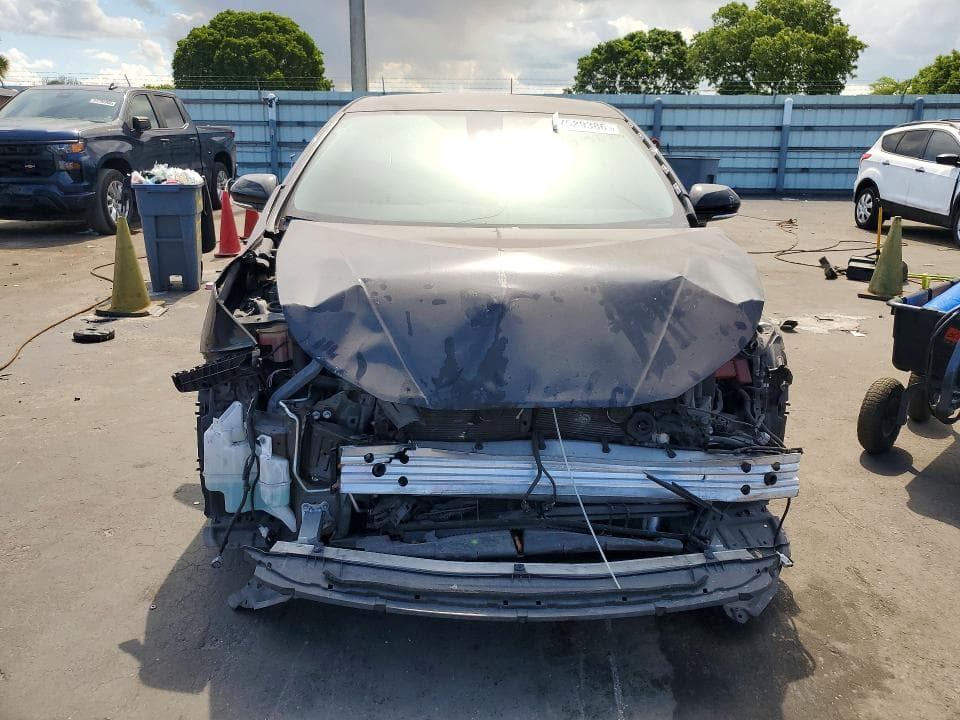 2021 TOYOTA PRIUS LE 5