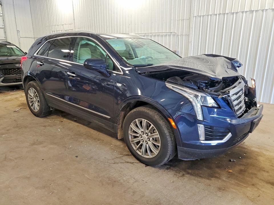 2017 CADILLAC XT5 LUXURY 4