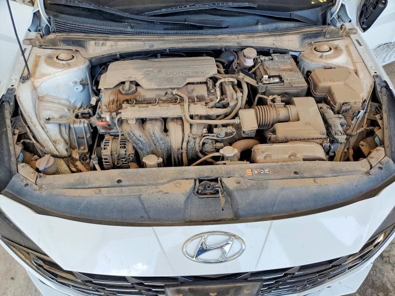 2021 HYUNDAI ELANTRA LIMITED 11