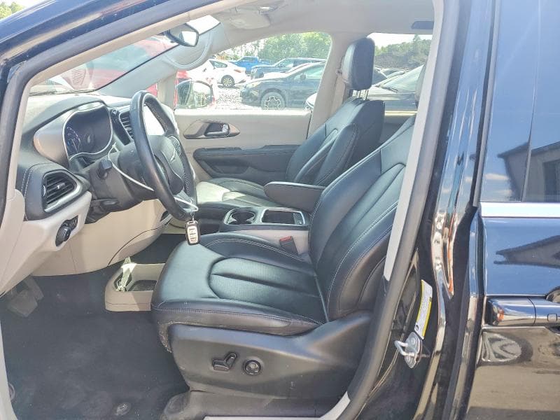 2024 CHRYSLER PACIFICA TOURING L 7
