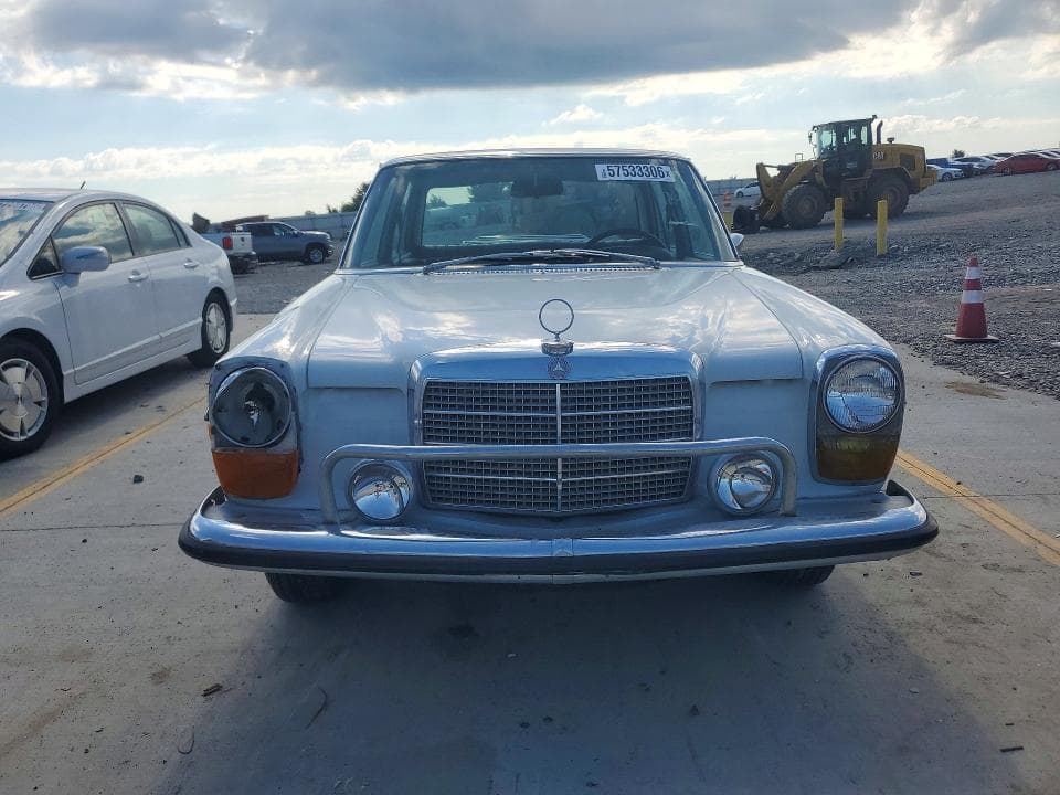1968 MERCEDES-BENZ 250 5