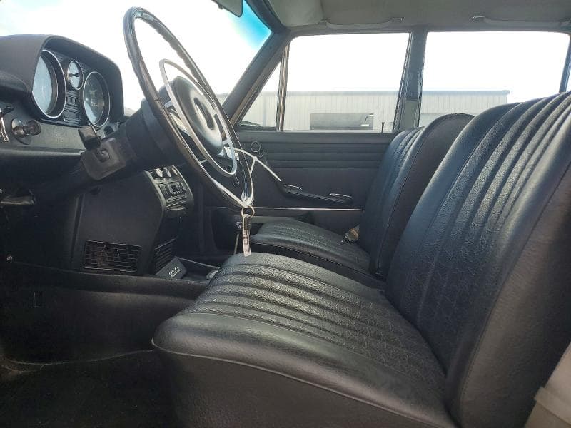 1968 MERCEDES-BENZ 250 7