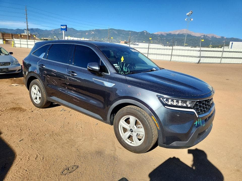 2022 KIA SORENTO LX 4