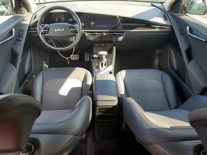 2024 KIA NIRO EX 8
