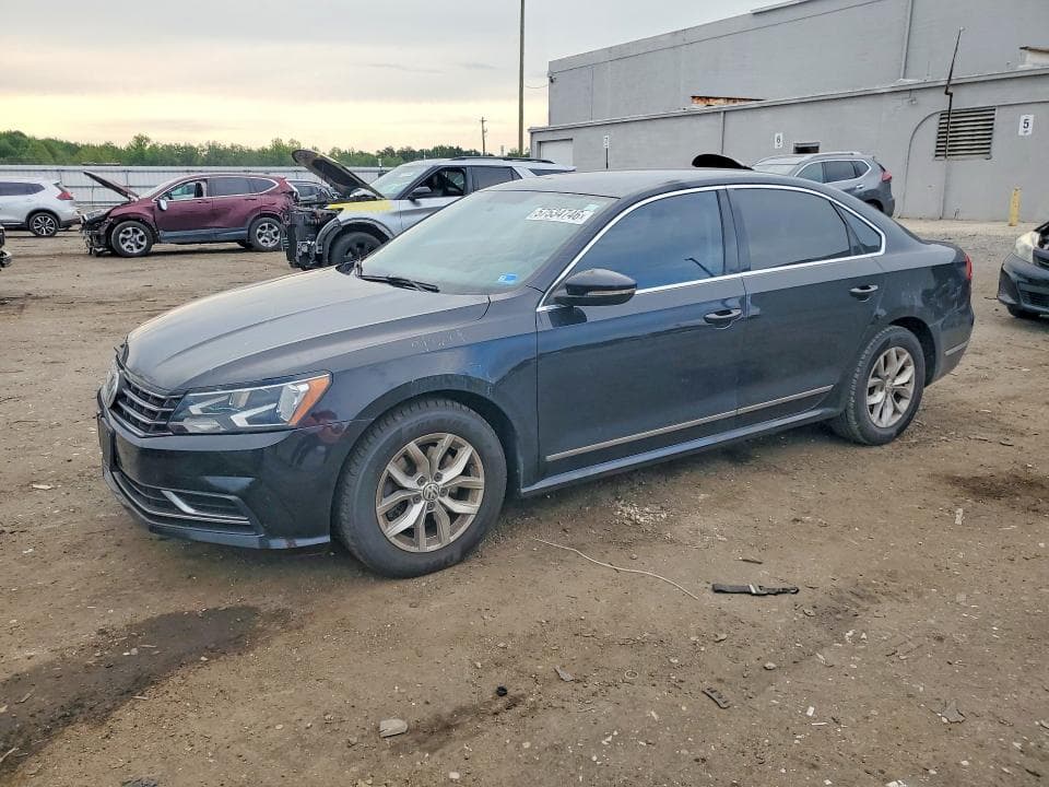 2017 VOLKSWAGEN PASSAT S - 1