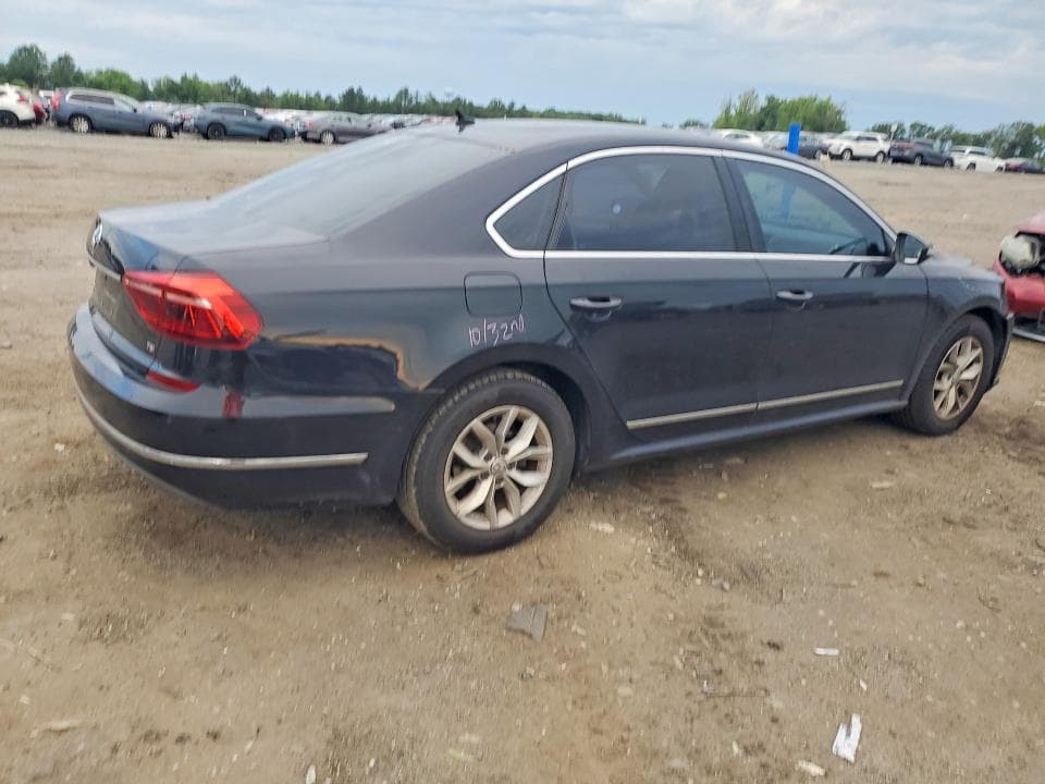 2017 VOLKSWAGEN PASSAT S 3