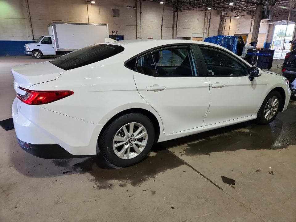 2026 TOYOTA CAMRY LE 3